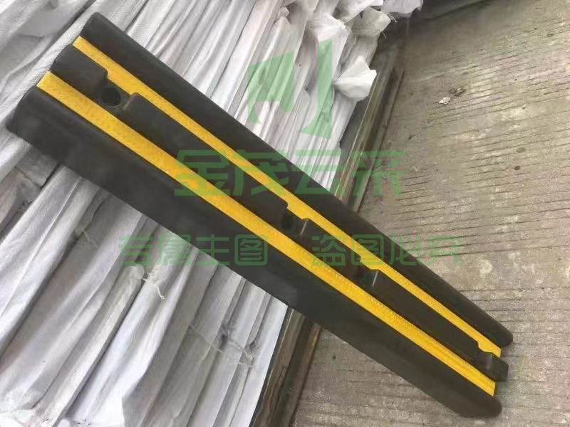 橡胶防撞条防撞块仓库物流卸货平台码头墙面保护垫缓冲块1米长