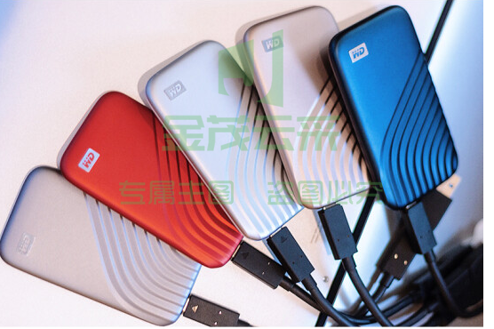 西部数据(WD)2TB NVMe 移动硬盘（PSSD） My Passport随行SSD版 深空灰 Type-C接口 防摔 加密